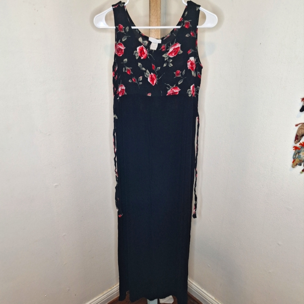 SAGA 90s Floral Maxi Dress